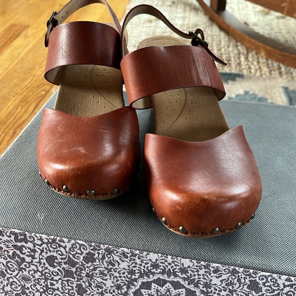 Brown leather wedge or closed toe sandals by Dansko - Picture 3 of 5